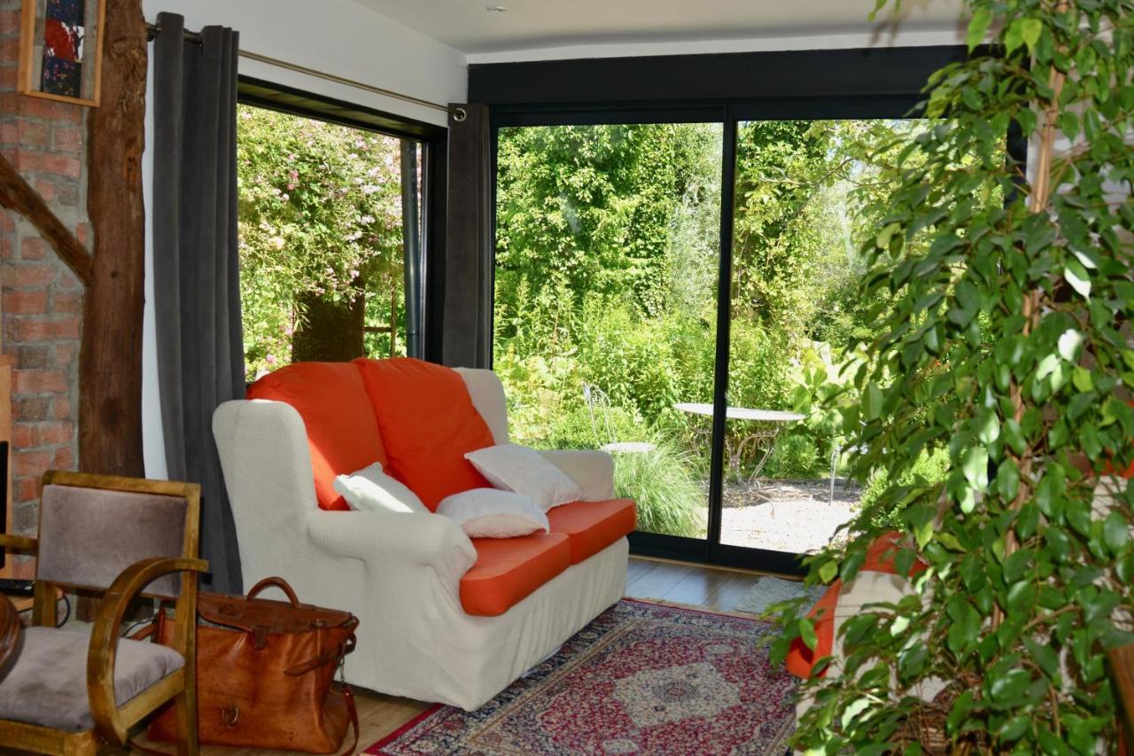 Chambres D'Hotes, Gites La Petite Madeleine La Madelaine-sous-Montreuil Zewnętrze zdjęcie